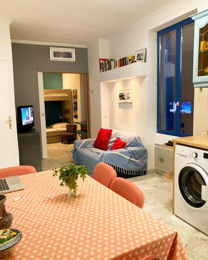 Ferienwohnung Au Coeur De Cassis Exterior foto
